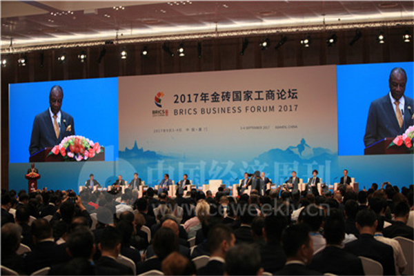 探潜数据分析2025年「BDA数据分析证书备考营」报名中_企业_助教_辅导