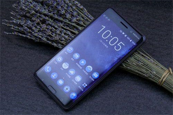 兴业银行成都分行开展“打击非法使用人民币图样”宣传活动